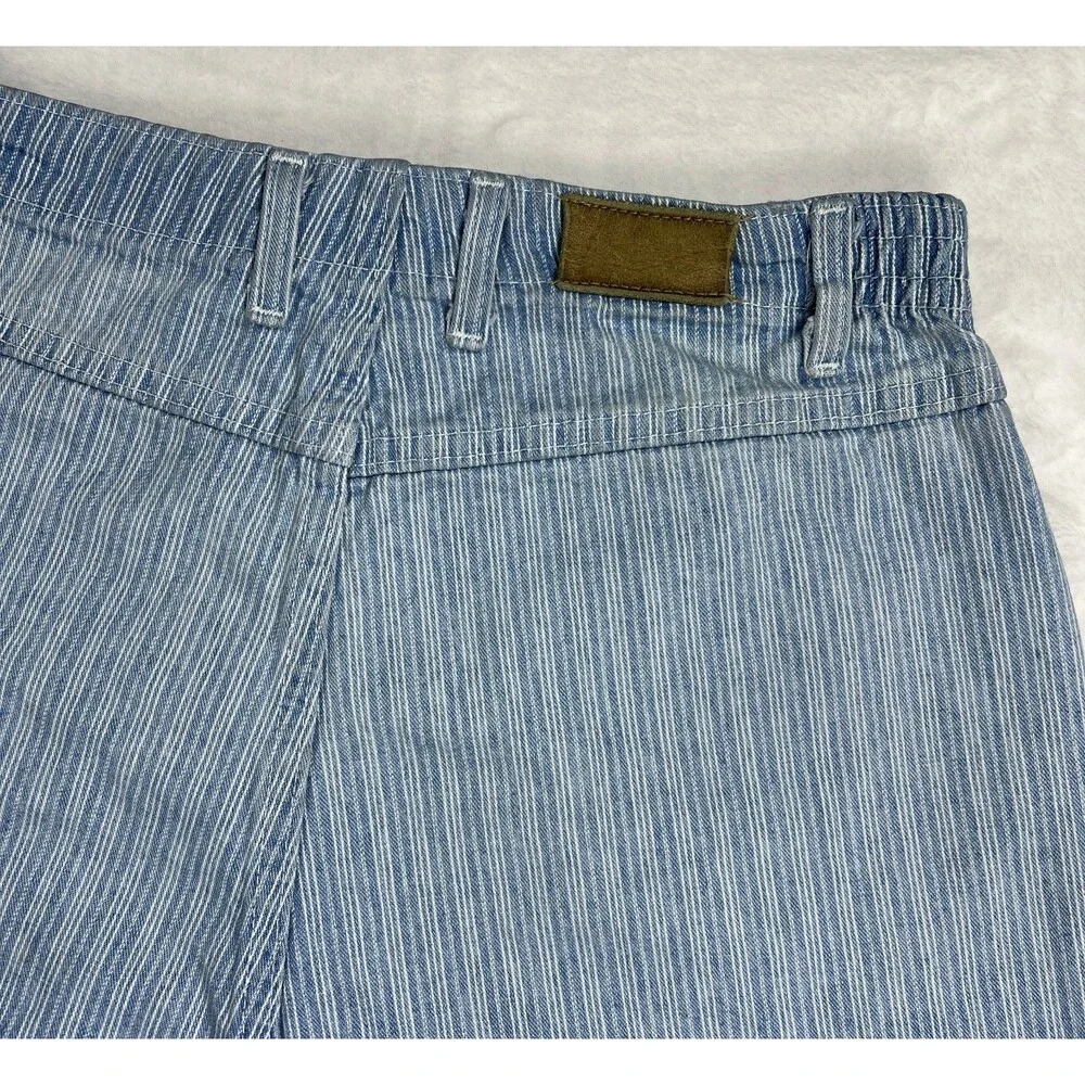 Vtg Lee High Rise Denim Shorts Sz 10 Petite Mom Striped Blue White 90s USA!